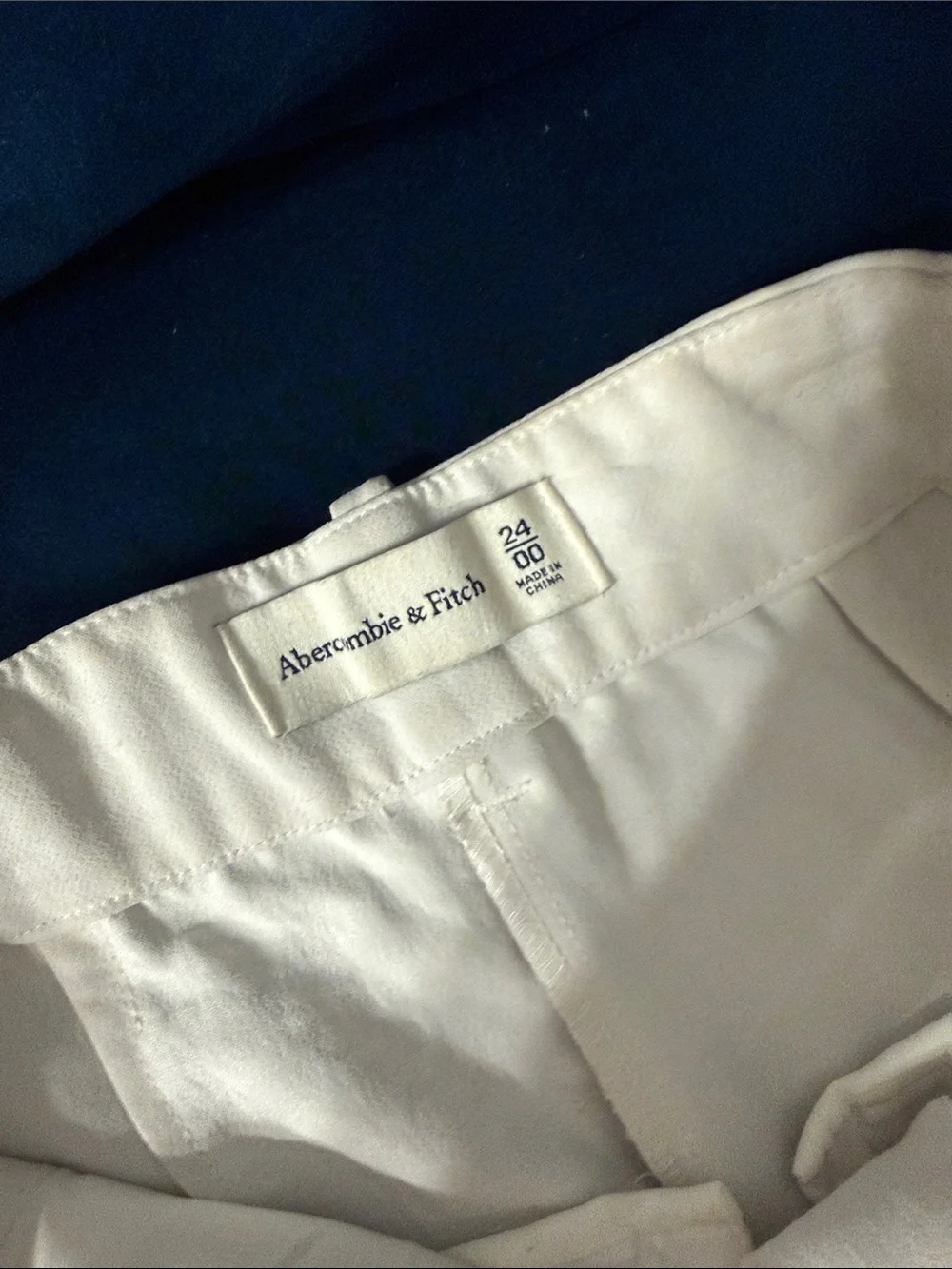A&F Premium Crepe High-Rise Trouser - White